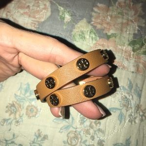 Tory Burch Leather studded bracelet 🧡